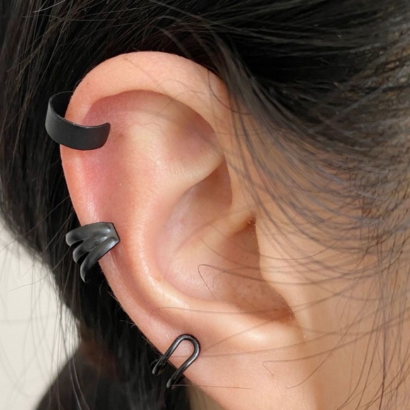 Passion of Essence Jewelry - 2PC Black Cuff Ear Bone Clip No Ear Hole